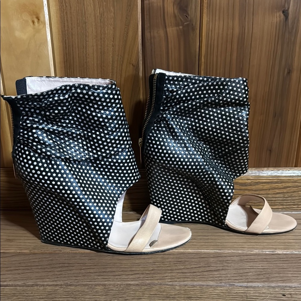 Jerome Dreyfuss Black and Nude Heels with Polka Dot Design - Picture 3 of 6